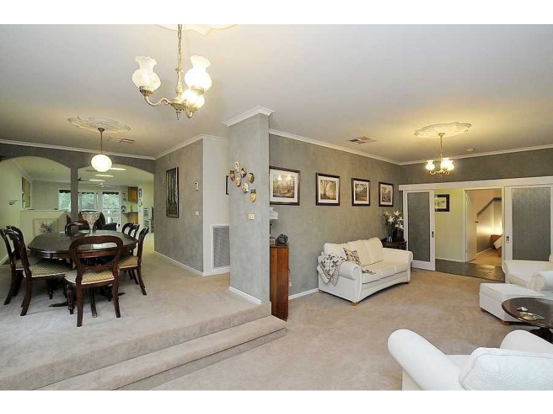 19 Sandells Road, Tecoma VIC 3160