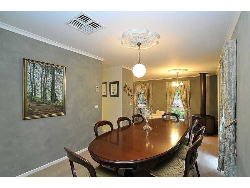 19 Sandells Road, Tecoma VIC 3160