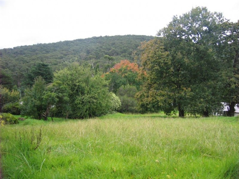 2 Janiesleigh Road, Upper Ferntree Gully VIC 3156