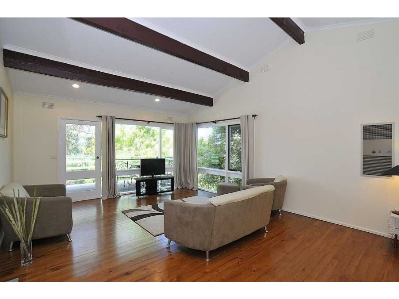 18 Earl Street, Upwey VIC 3158