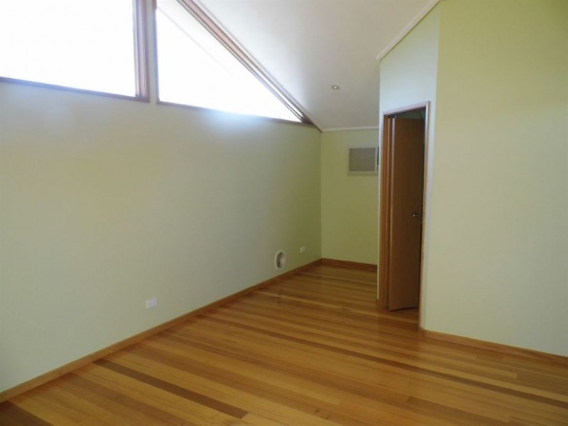 5 Winneke Court, Lysterfield VIC 3156