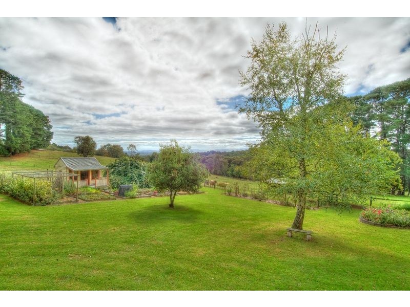 6 Paton Road, Macclesfield VIC 3782