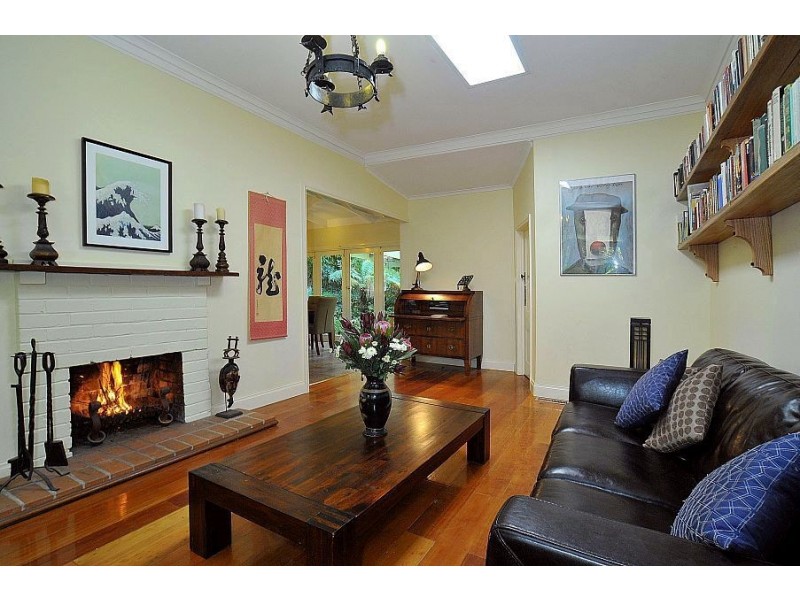 19 Olive Grove, Tecoma VIC 3160