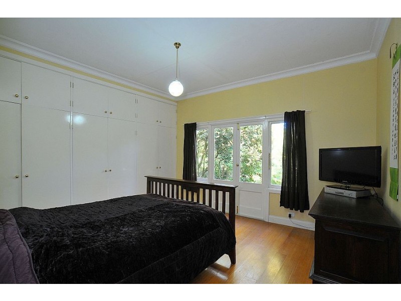 19 Olive Grove, Tecoma VIC 3160