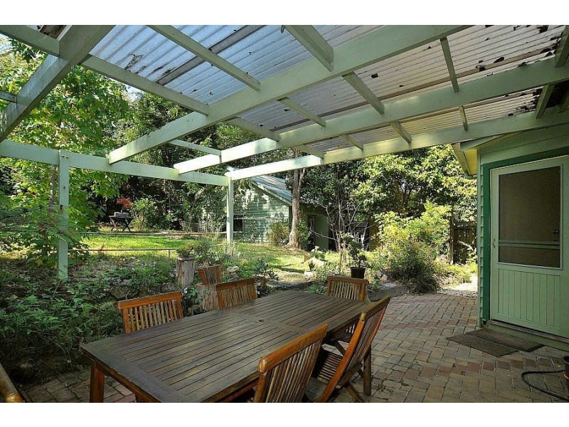 19 Olive Grove, Tecoma VIC 3160