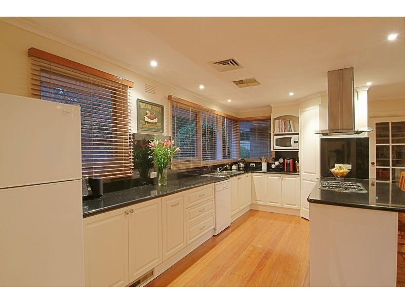 76 Kooringal Road, Upwey VIC 3158