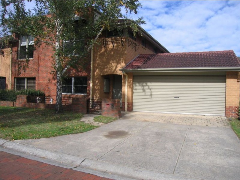2 Nectar Mews, Knoxfield VIC 3180
