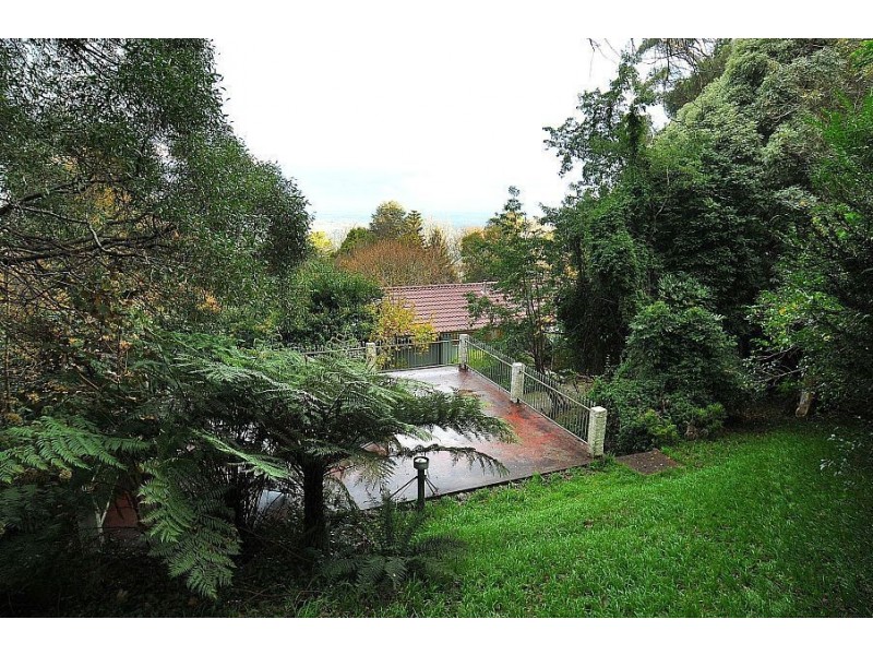 4 Kallamondah Road, Ferny Creek VIC 3786