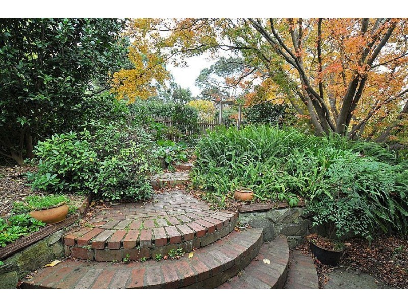 133 Alexander Avenue, Upwey VIC 3158