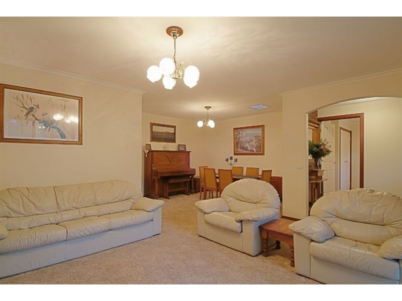 55 Glen Road, Belgrave Heights VIC 3160