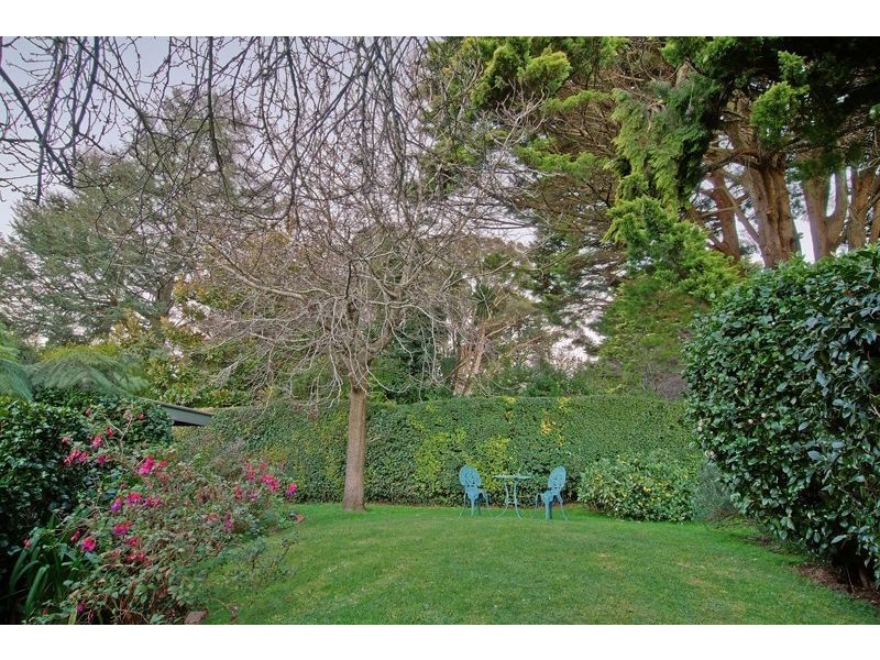 286 Mount Dandenong Tourist rd, Sassafras VIC 3787