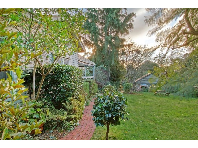 286 Mount Dandenong Tourist rd, Sassafras VIC 3787