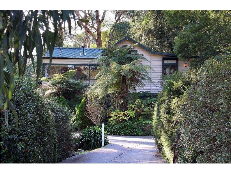 4/3 Frame Avenue, Tecoma VIC 3160