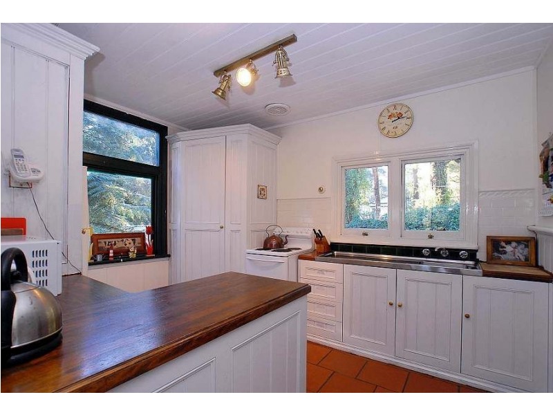4/3 Frame Avenue, Tecoma VIC 3160