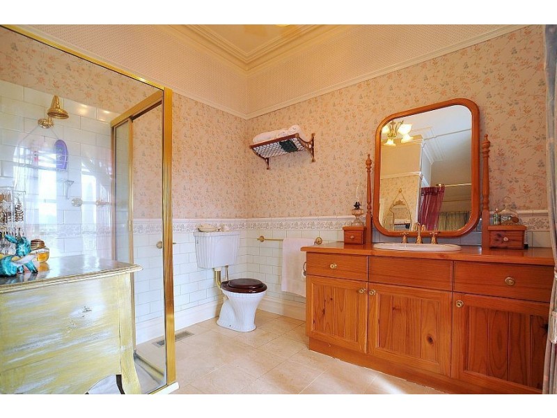 43 Hughes Street, Upwey VIC 3158