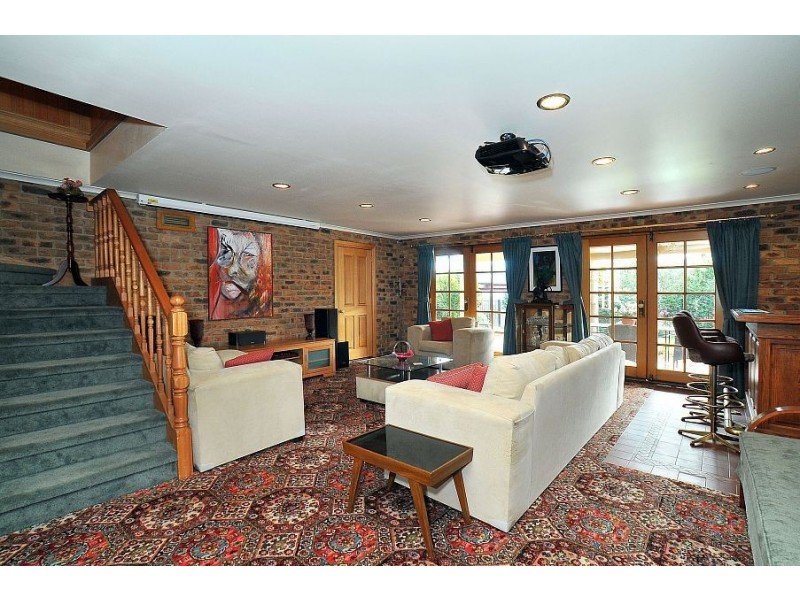 43 Hughes Street, Upwey VIC 3158