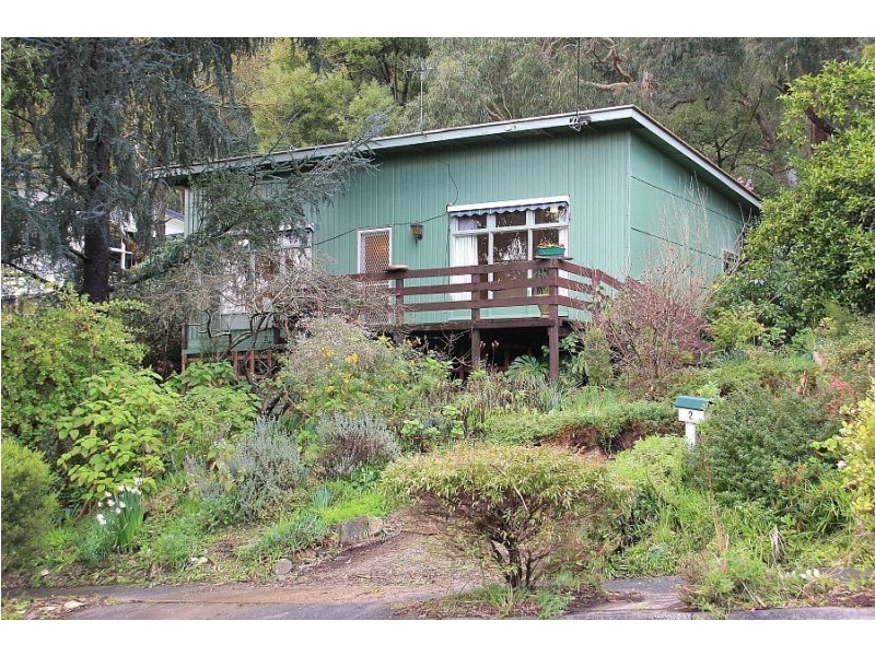 2 Ross Street, Tecoma VIC 3160
