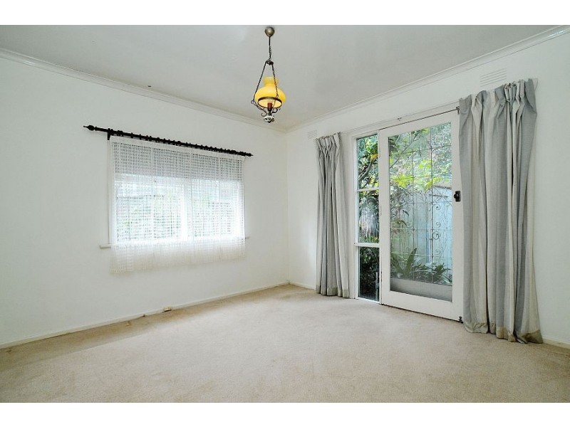 2 Ross Street, Tecoma VIC 3160