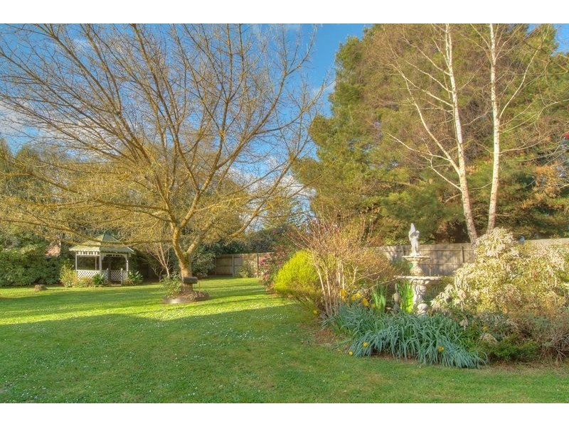 18 Main Street, Gembrook VIC 3783