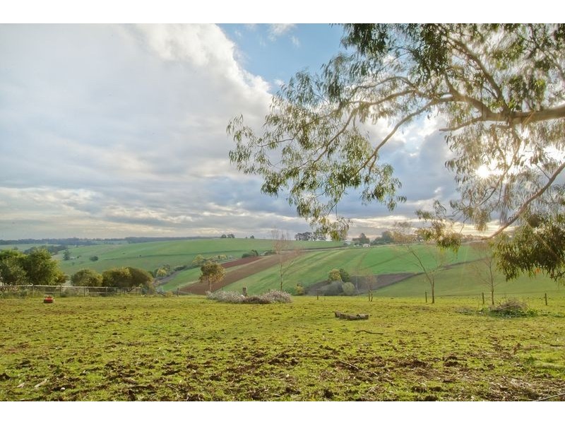 18 Main Street, Gembrook VIC 3783