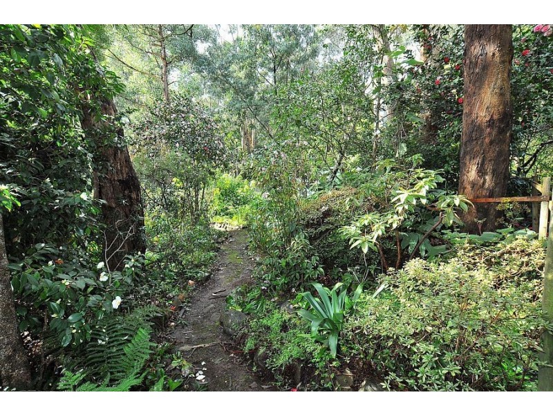 2 Ross Street, Tecoma VIC 3160