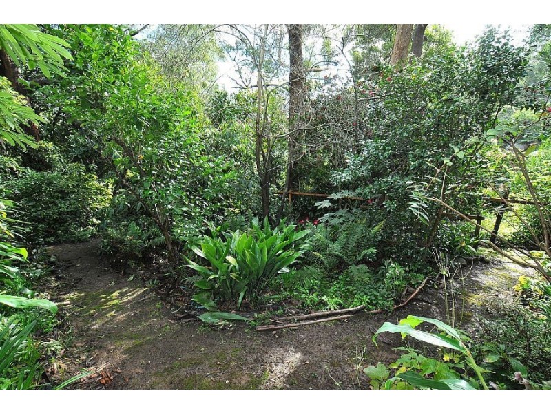 2 Ross Street, Tecoma VIC 3160