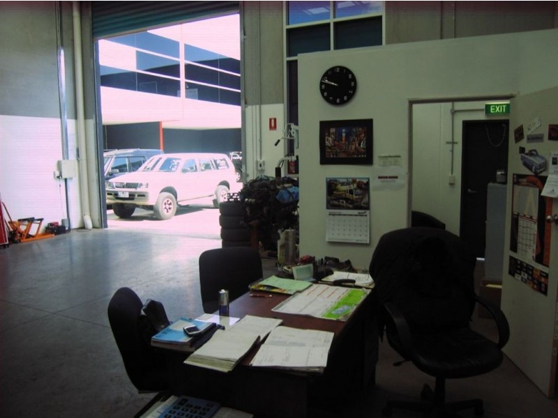 4/33-39 corporate boulevard, Bayswater VIC 3153