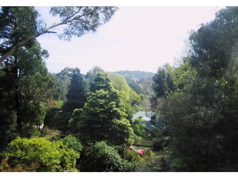 8 Ross Street, Tecoma VIC 3160
