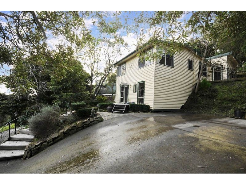 51 Ternes Road, Upwey VIC 3158