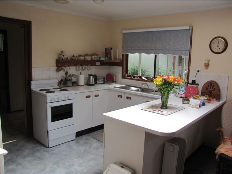 9 Campbell street, Tecoma VIC 3160