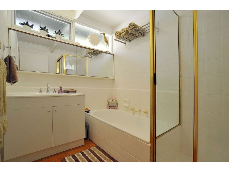 11 Grandview Road, Belgrave Heights VIC 3160