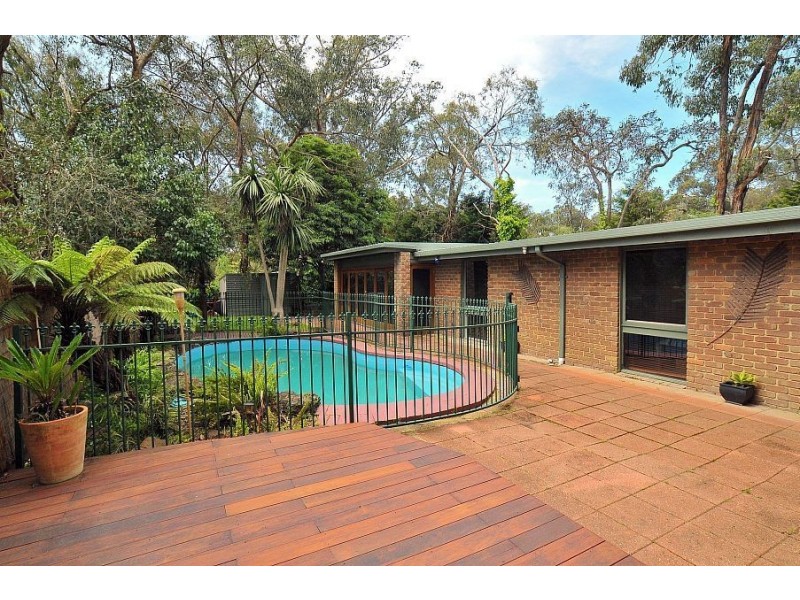 11 Grandview Road, Belgrave Heights VIC 3160