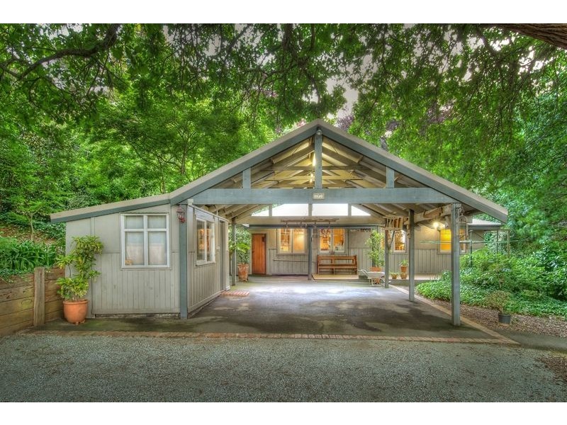 7 Alexander street, Emerald VIC 3782