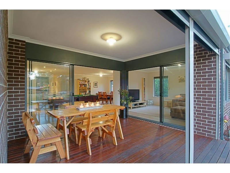 69 First ave, Cockatoo VIC 3781