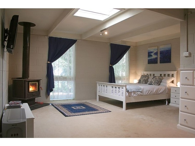 22 Upper Coonarra rd, Olinda VIC 3788
