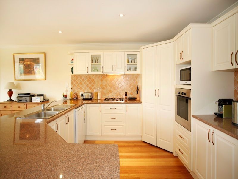 4 Logan Place, Berwick VIC 3806