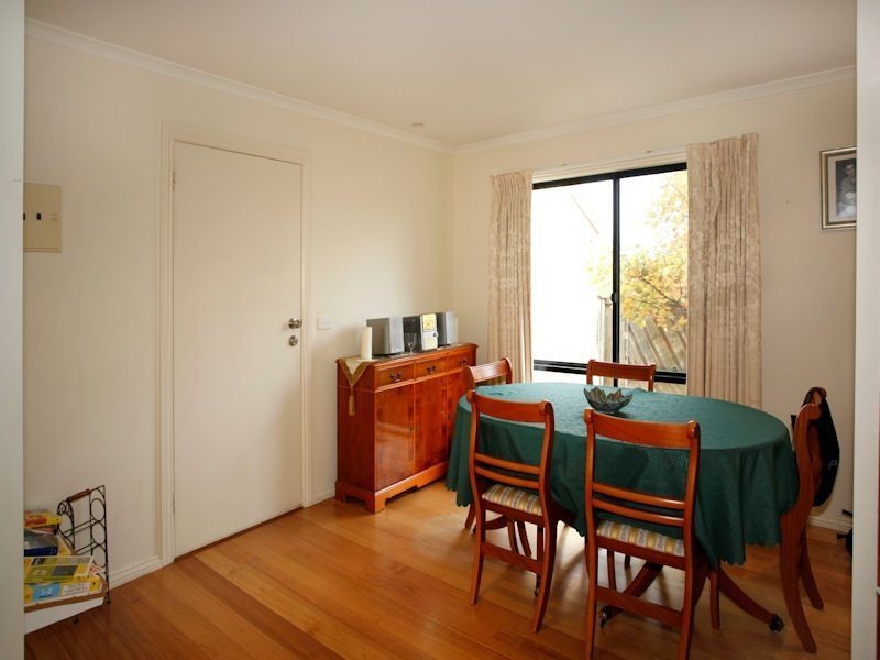 4 Logan Place, Berwick VIC 3806