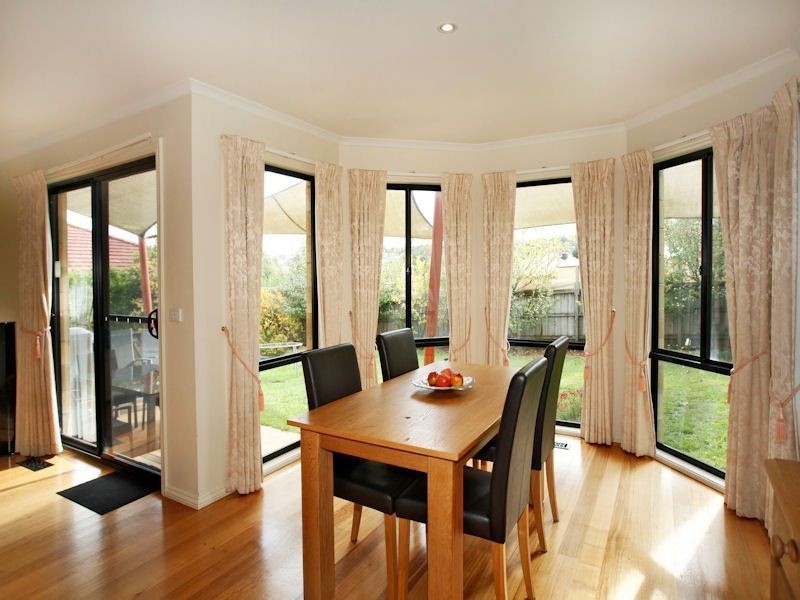 4 Logan Place, Berwick VIC 3806