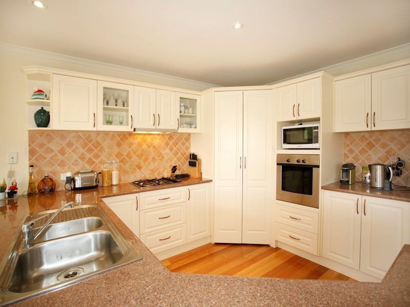 4 Logan Place, Berwick VIC 3806