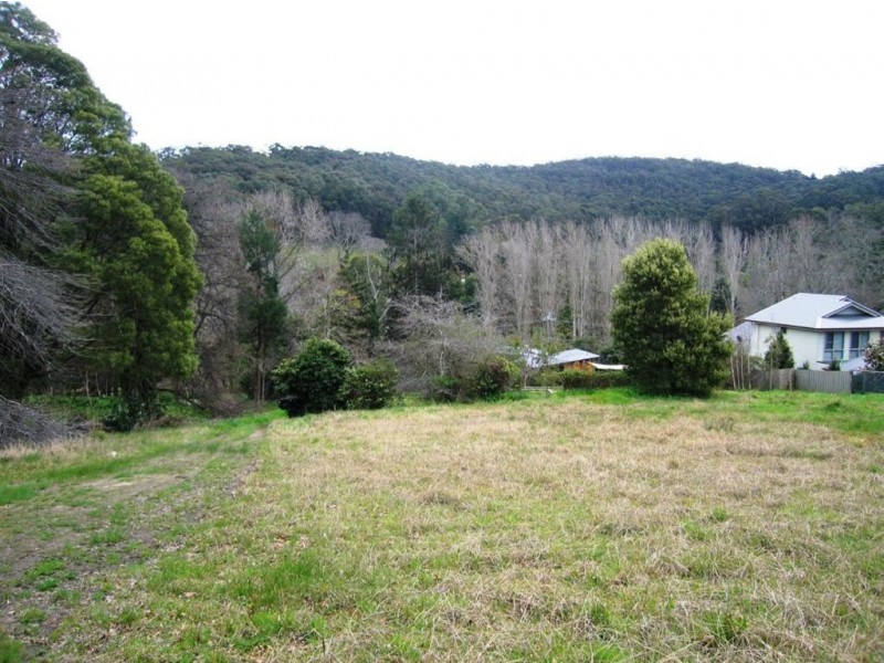 60 Mast gully Road, Upwey VIC 3158