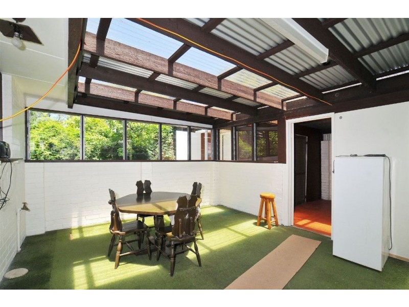 2A Clifford Grove, Tecoma VIC 3160