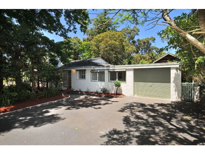 2A Clifford Grove, Tecoma VIC 3160