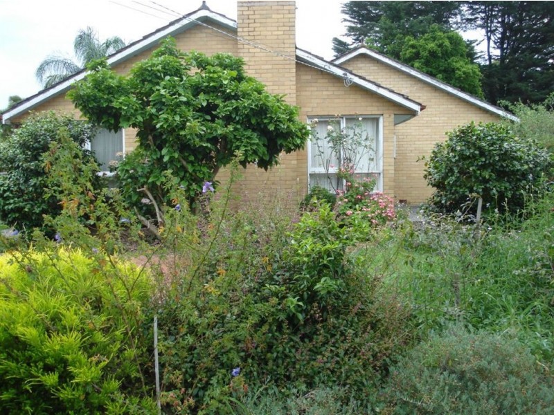 1 lyndale, Ferntree Gully VIC 3156