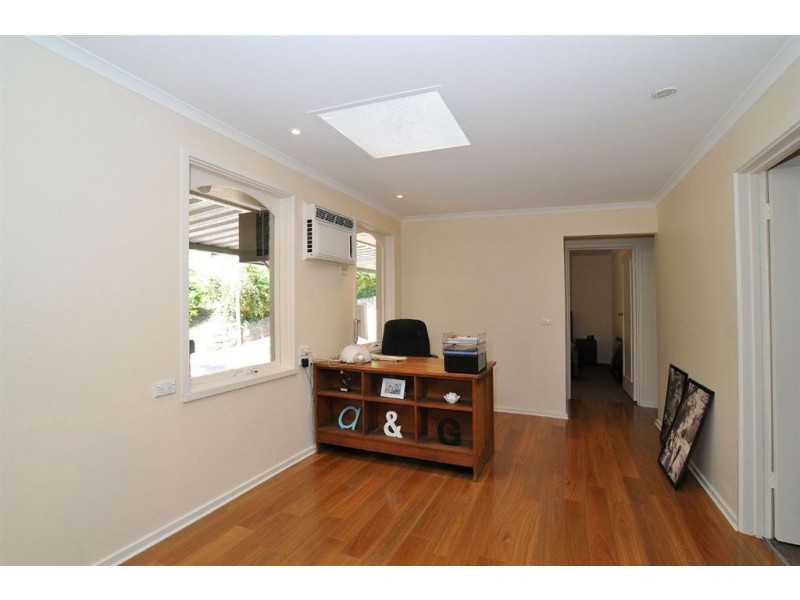 43 Fairy Dell Road, Tecoma VIC 3160