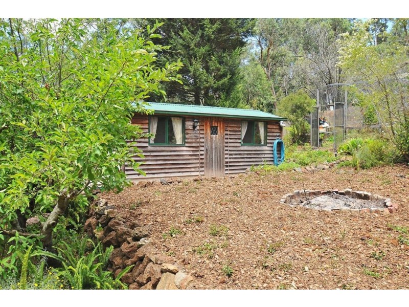 18 St Kilda Avenue, Upwey VIC 3158