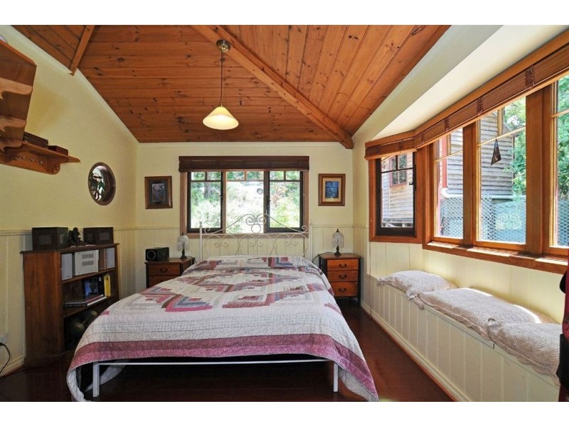 18 St Kilda Avenue, Upwey VIC 3158