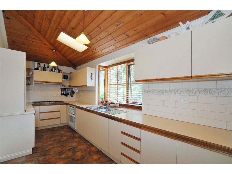 18 St Kilda Avenue, Upwey VIC 3158