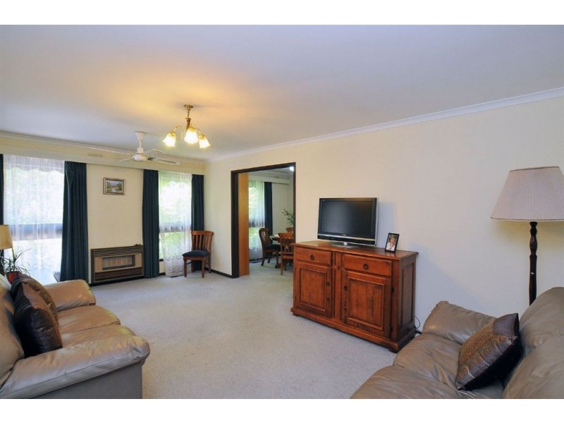 2/28 Ferndale Ave, Upwey VIC 3158