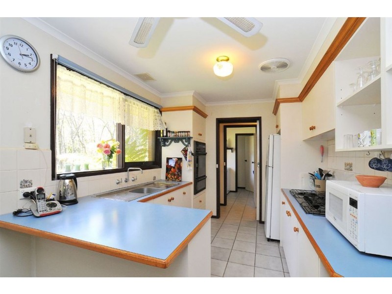 2/28 Ferndale Ave, Upwey VIC 3158