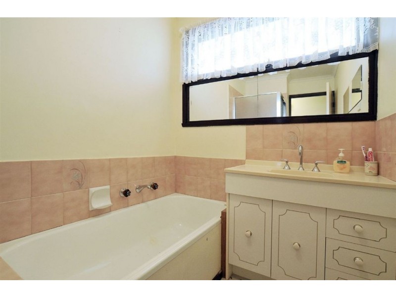 2/28 Ferndale Ave, Upwey VIC 3158